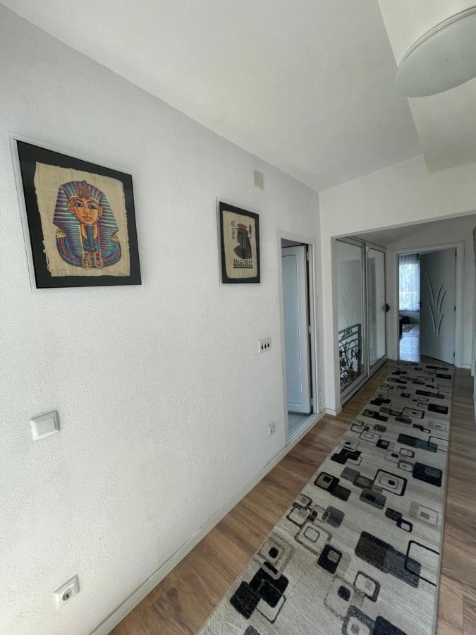 38 Apartment 1 Pristina Eksteriør billede